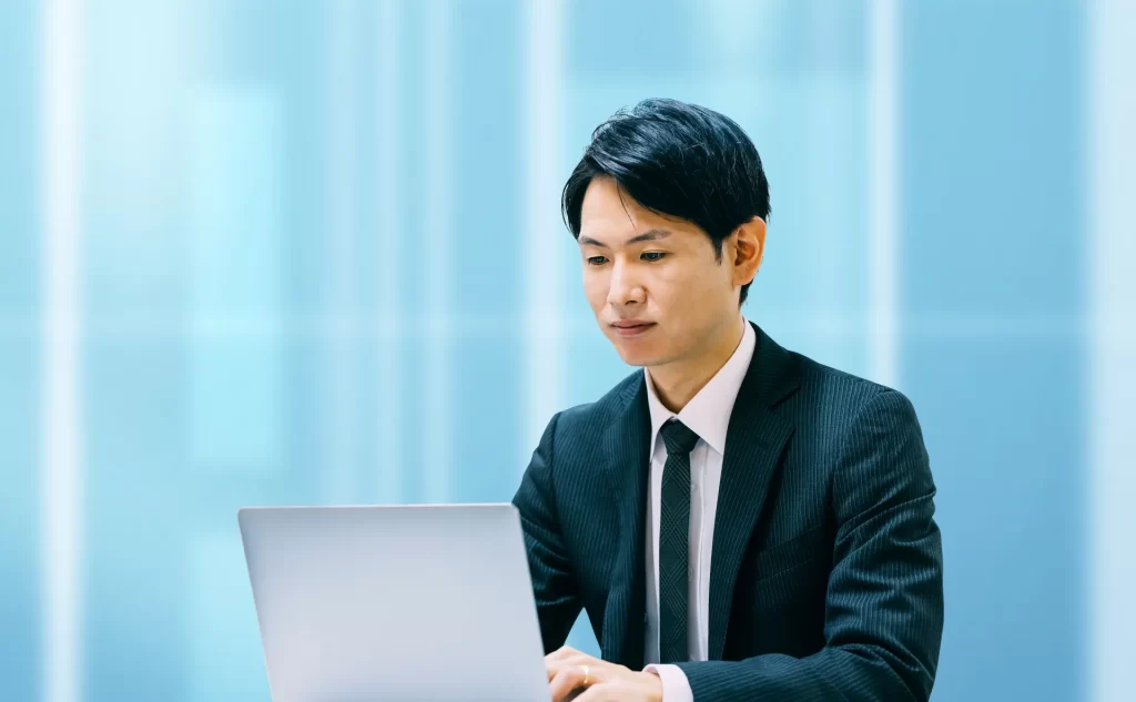入社4年目の男性会社員